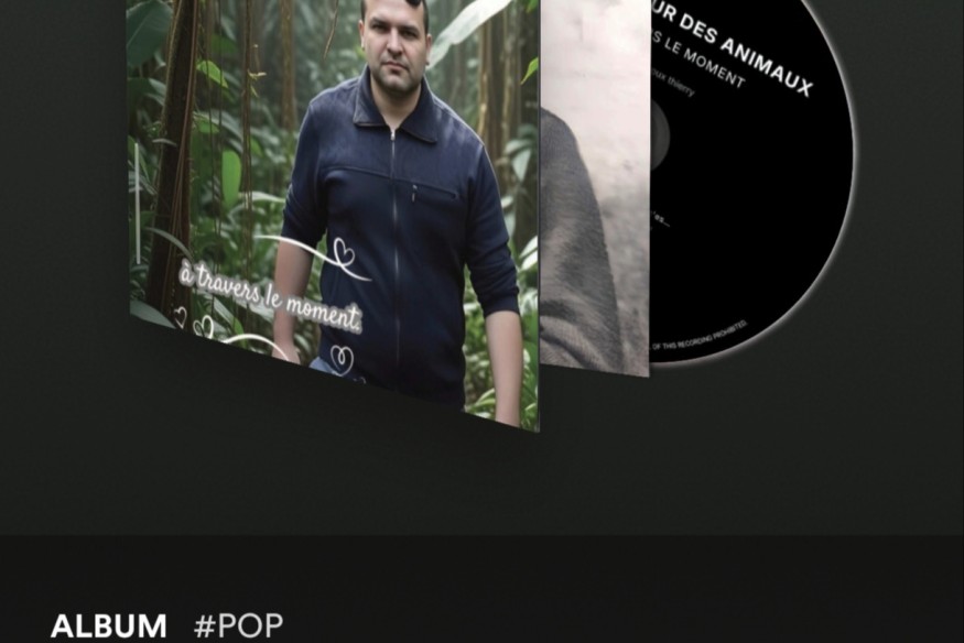 à travers le moment